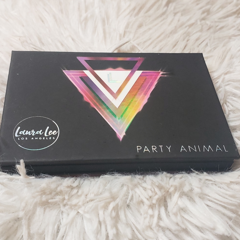 Lara Lee party animal mini palette